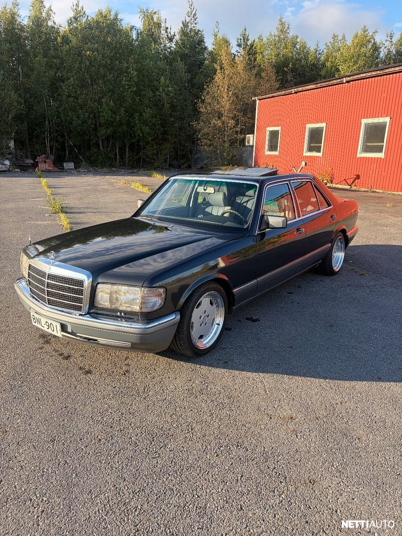 Mercedes-Benz 300