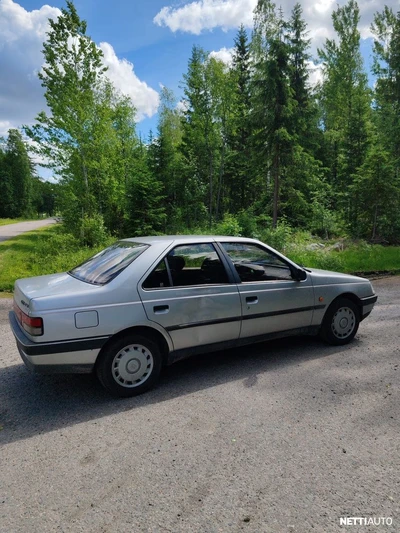 Peugeot 405 1991, photo 2/9