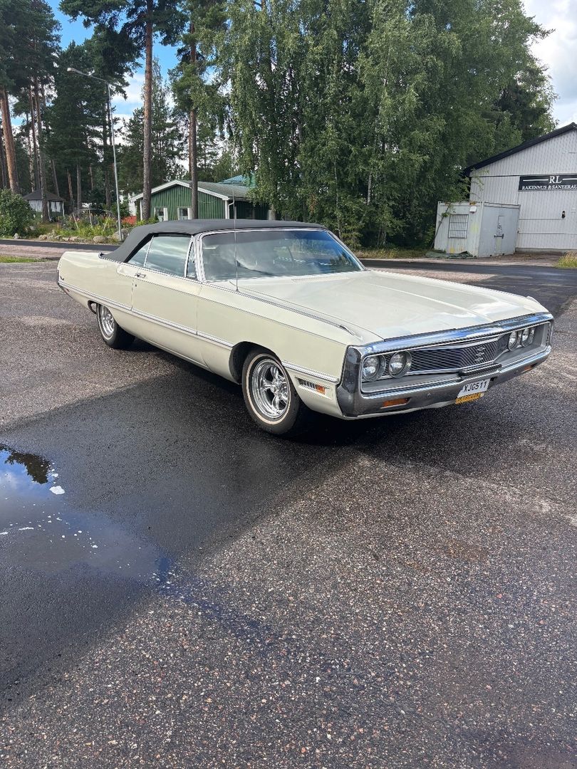 Chrysler Newport
