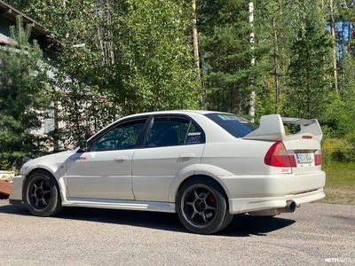 Mitsubishi Lancer 1998, photo 3/6