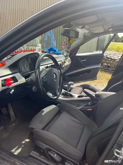 BMW 318 2010, kuva 5/5