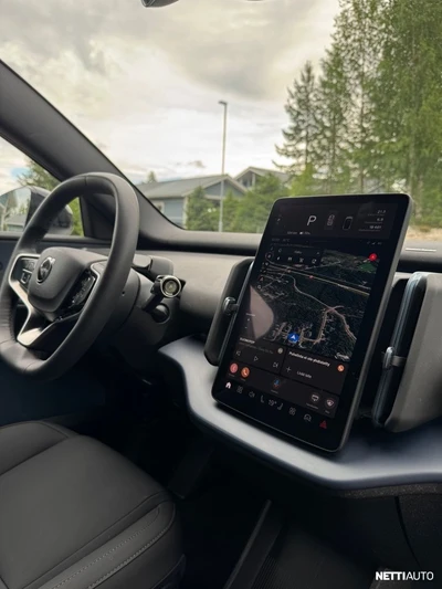 Volvo EX30 Single Extended Range Plus 2025, photo 4/10