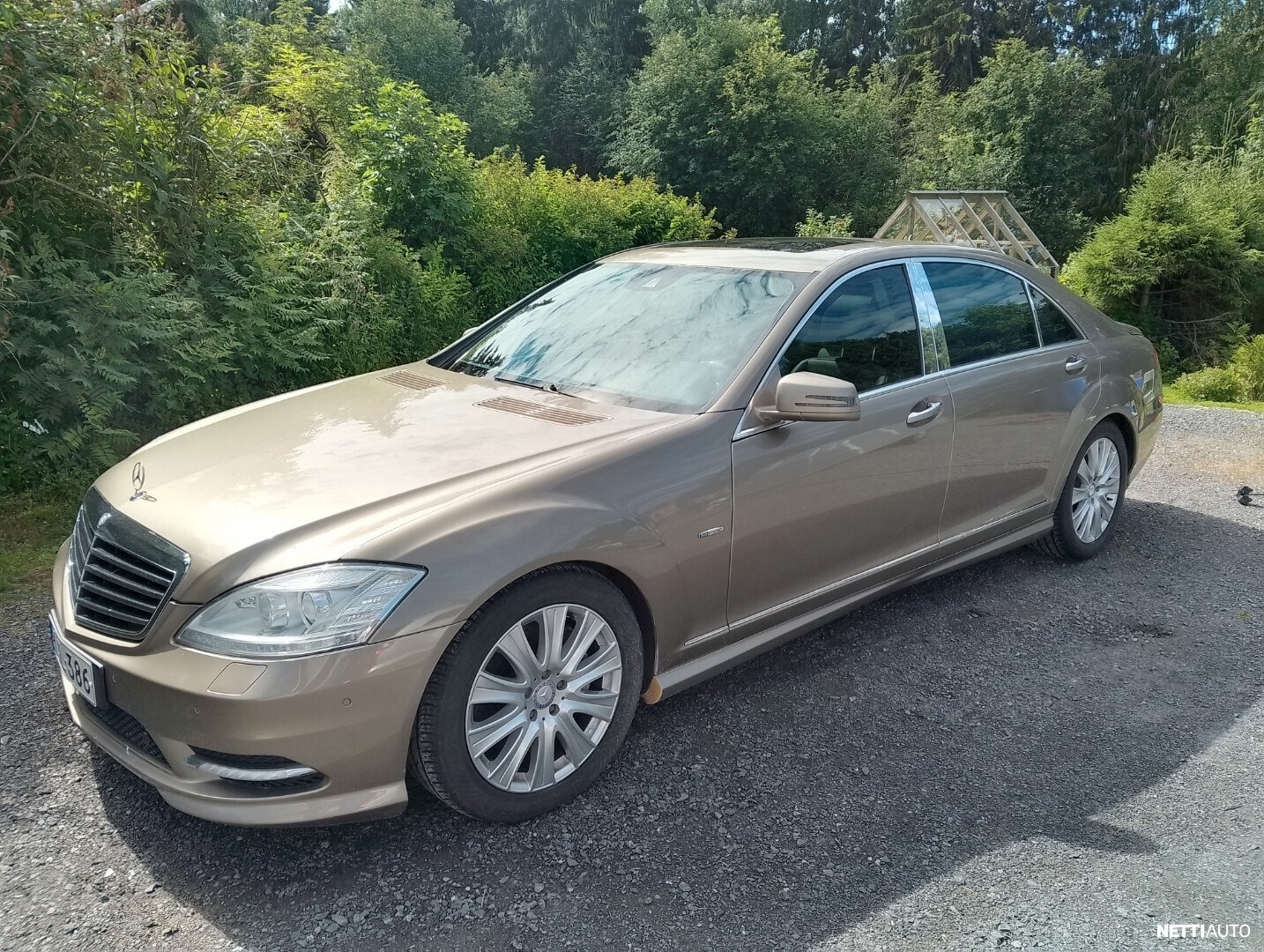 Mercedes-Benz S