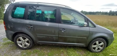 Volkswagen Touran 2006, kuva 3/5