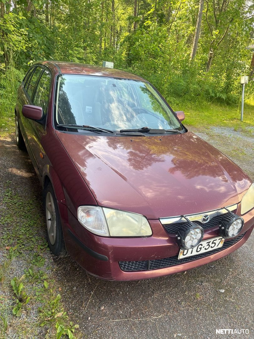 Mazda 323