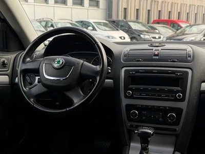 Skoda Octavia 2010, kuva 5/10