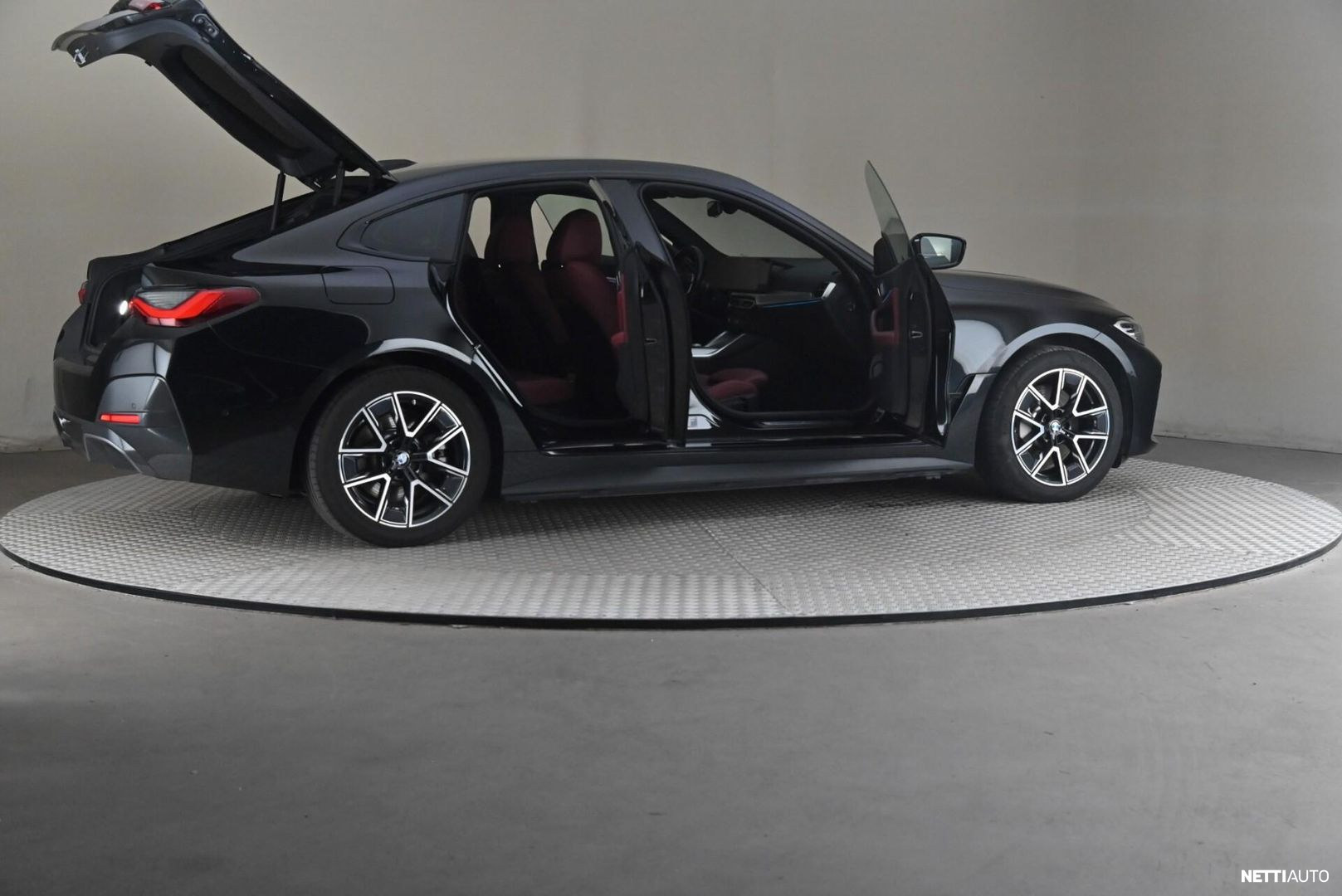 BMW i4 2023, photo 6/31