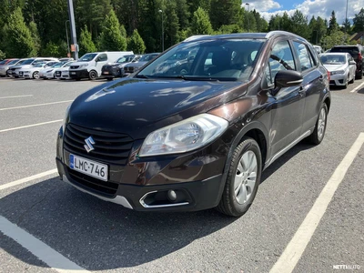 Suzuki SX4 S-Cross 1,6 VVT 4WD GL+ 5MT 2013, photo 2/6
