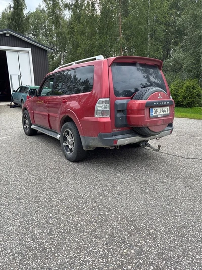 Mitsubishi Pajero 2007, kuva 3/9