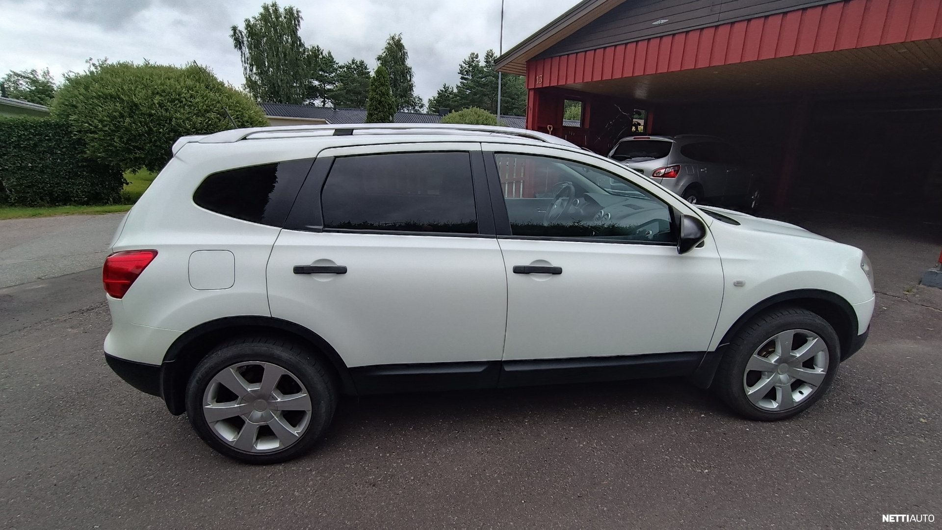 Nissan Qashqai+2 2009, photo 6/10