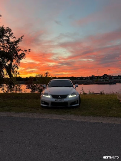 Lexus IS 2005, photo 4/18