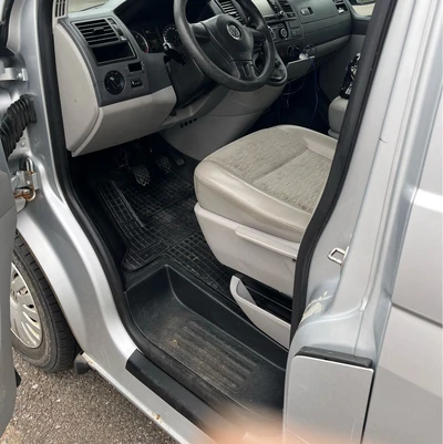 Volkswagen Transporter 2010, photo 7/12
