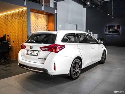 Toyota Auris 2015, kuva 6/10