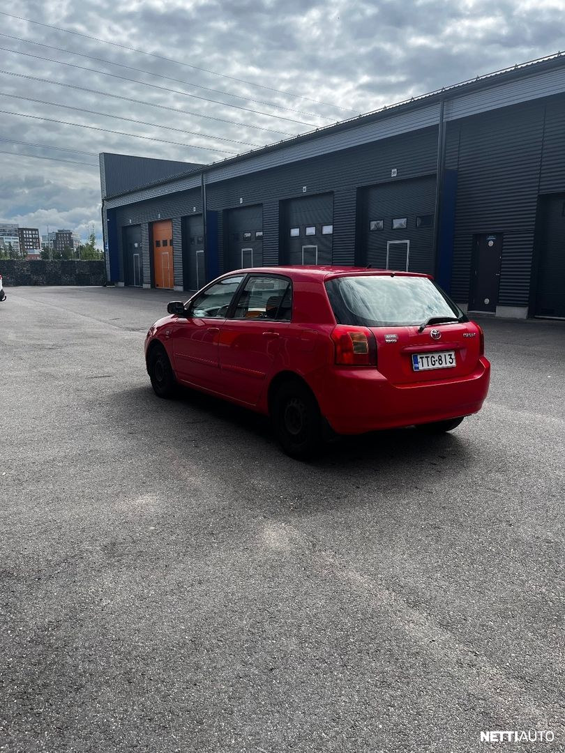Toyota Corolla 2002, kuva 7/10
