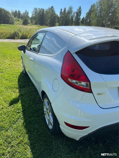 Ford Fiesta Sport 1,6TDCi 90hv Sport 2010, photo 3/24