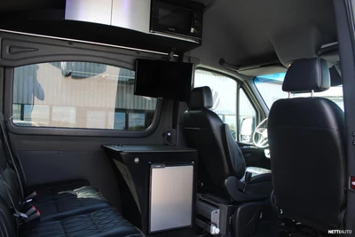 Mercedes-Benz Sprinter 2024, photo 4/7