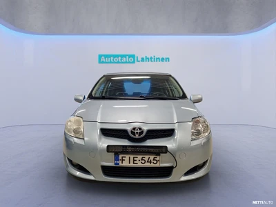 Toyota Auris 2007, photo 2/14