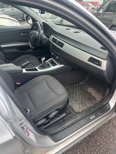 BMW 318 318d 2010, kuva 5/5