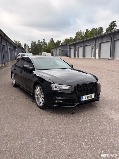 Audi A5 2014, photo 2/19