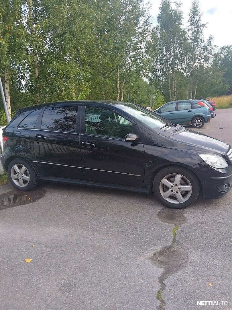 Mercedes-Benz B