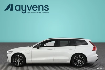 Volvo V60 2023, photo 6/12