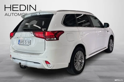 Mitsubishi Outlander PHEV Intense 4WD 5P 2019, kuva 2/22
