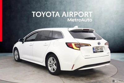 Toyota Corolla 2022, photo 2/10