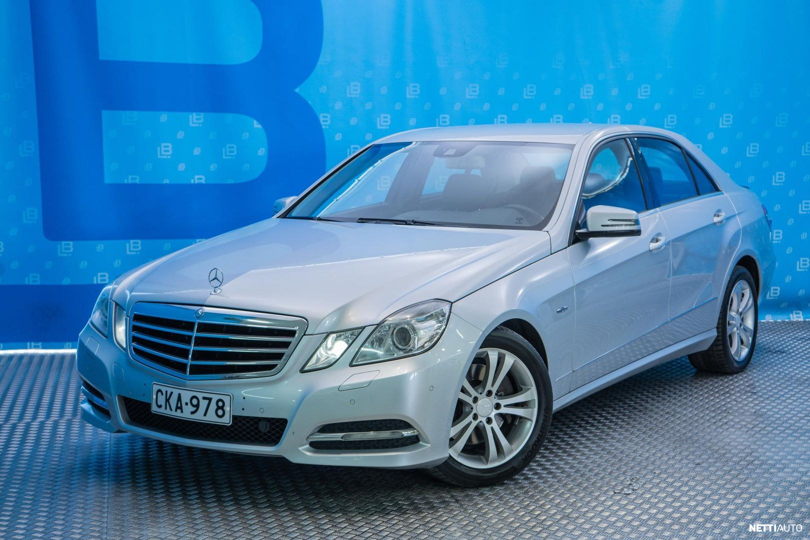 Mercedes-Benz E
