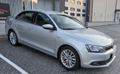 Volkswagen Jetta 2013, kuva 2/26