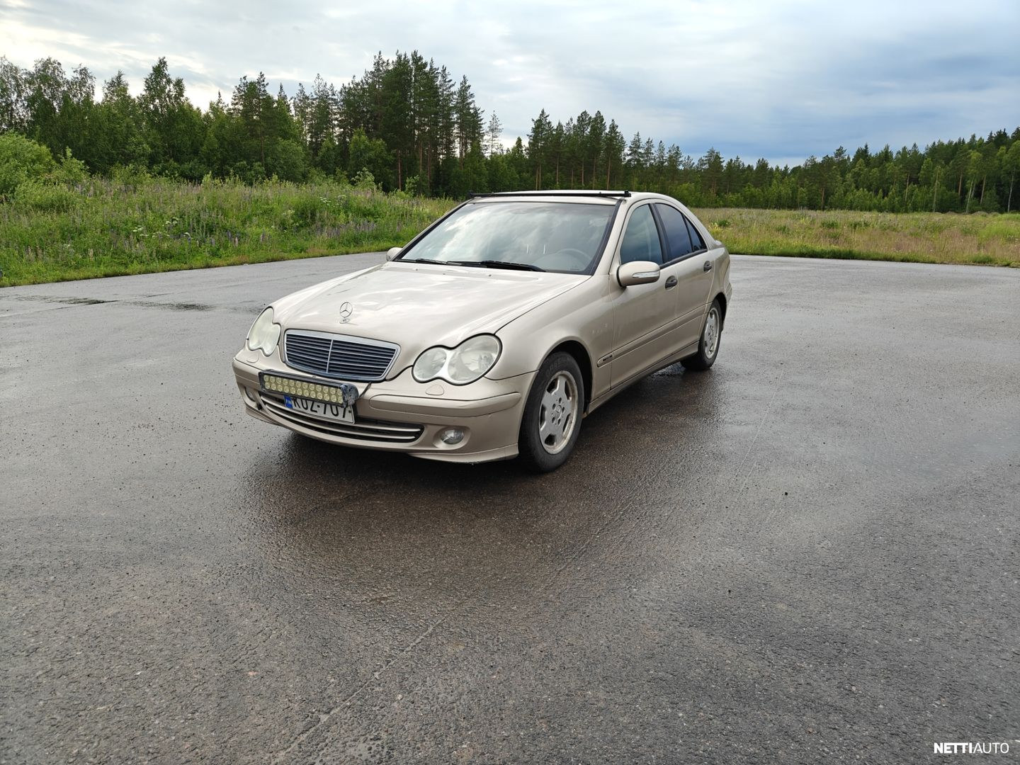 Mercedes-Benz C 180
