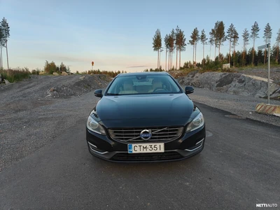Volvo V60 D4 Ocean Race Business aut 2015, photo 2/11