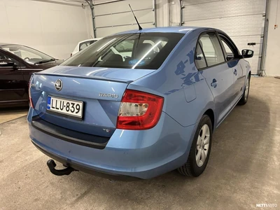 Skoda Rapid 2013, photo 4/10