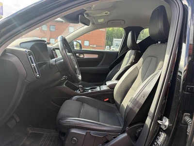 Volvo XC40 T3 Momentum aut 2020, kuva 7/10