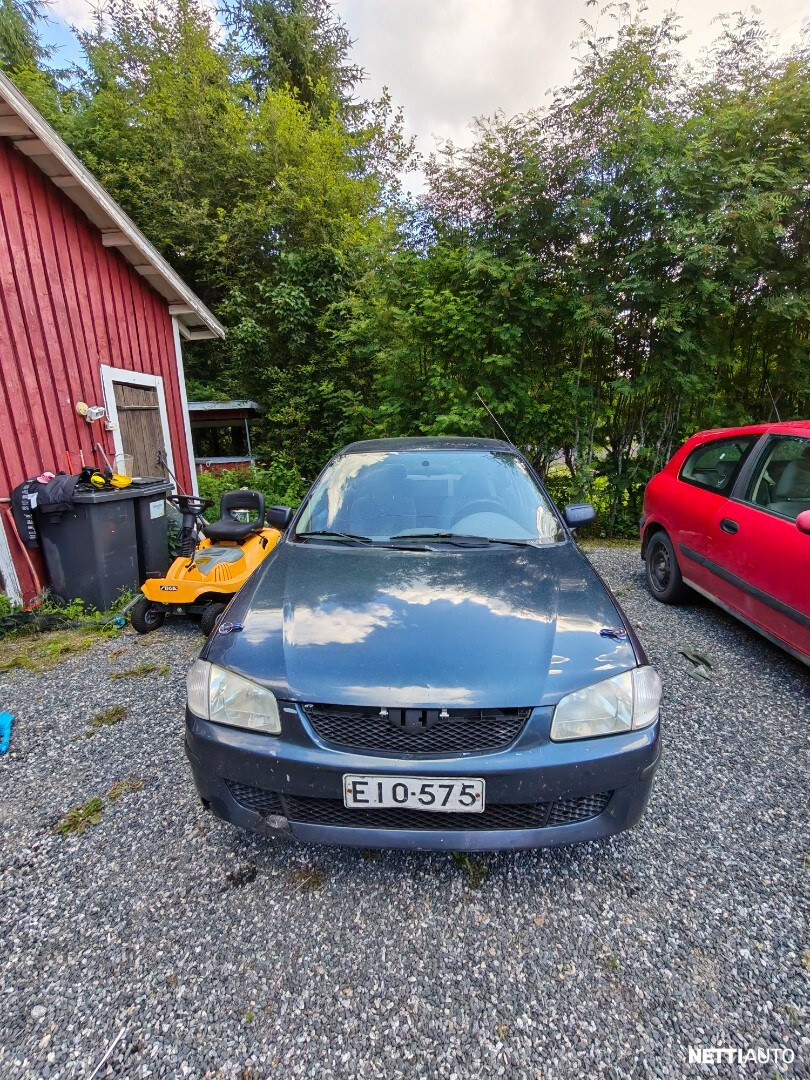 Mazda 323