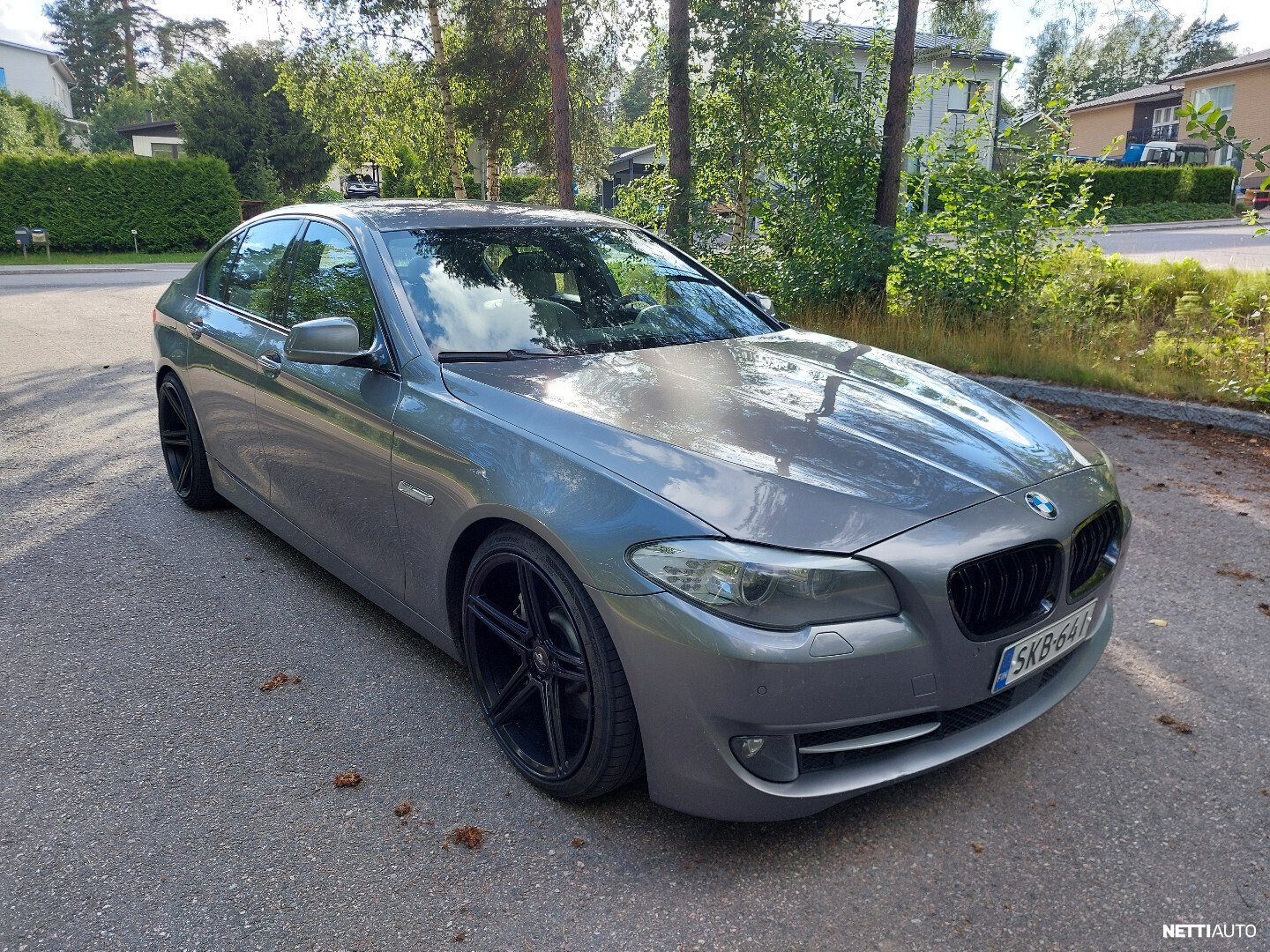 BMW 530