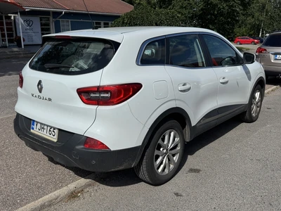 Renault Kadjar Energy TCe 130 Zen 2016, kuva 3/4