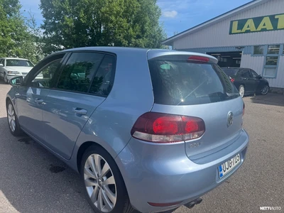 Volkswagen Golf 2010, kuva 6/15
