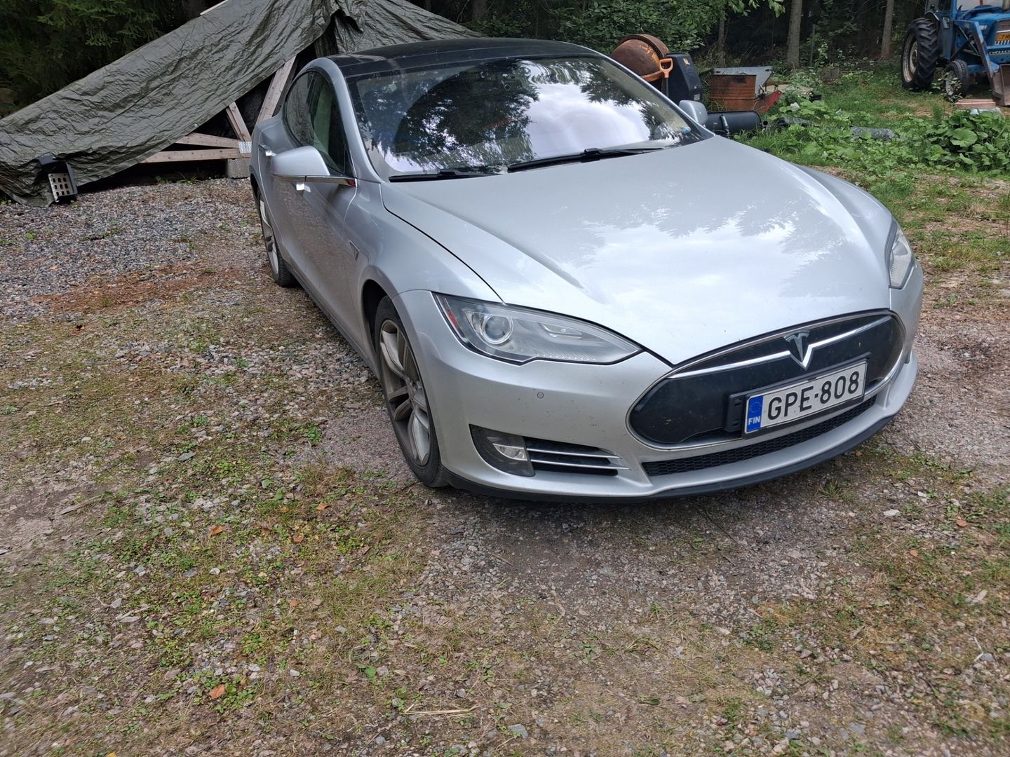 Tesla Model S