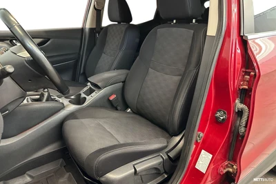 Nissan Qashqai 2017, photo 7/31