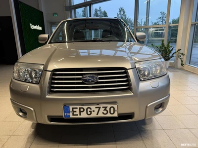 Subaru Forester 2,0i 4WD 2006, kuva 2/10