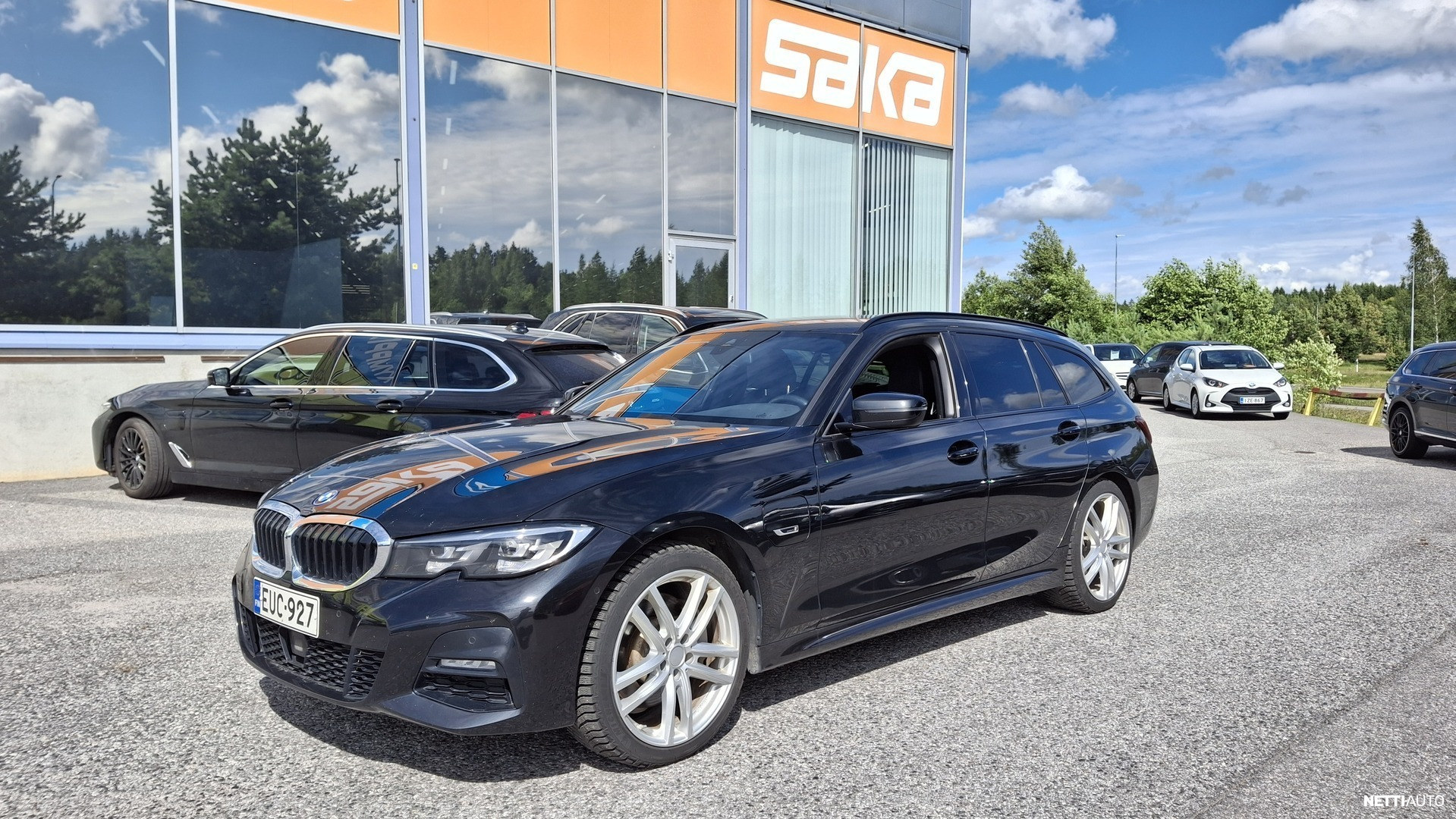 BMW 330