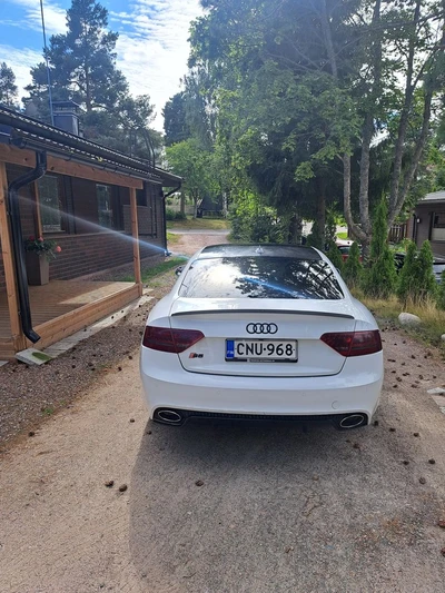 Audi S5 2011, kuva 5/24