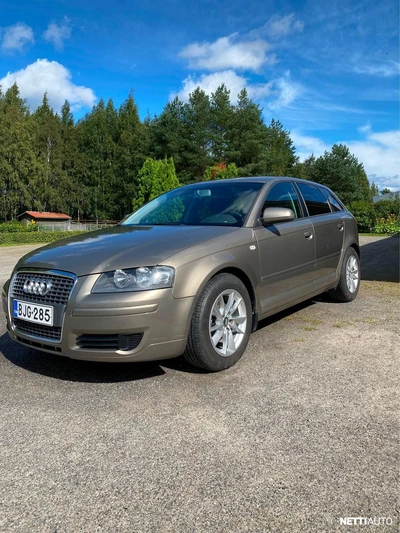 Audi A3 Sportback Attraction 1,6 75 kW 2005, photo 4/19