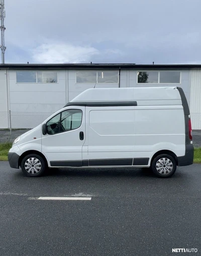 Opel Vivaro Van L2H2 2,0 CDTI 84kW MT6 2010, kuva 2/14