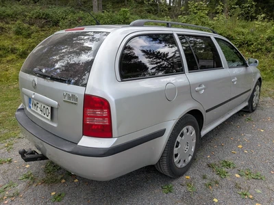 Skoda Octavia 2002, kuva 6/19
