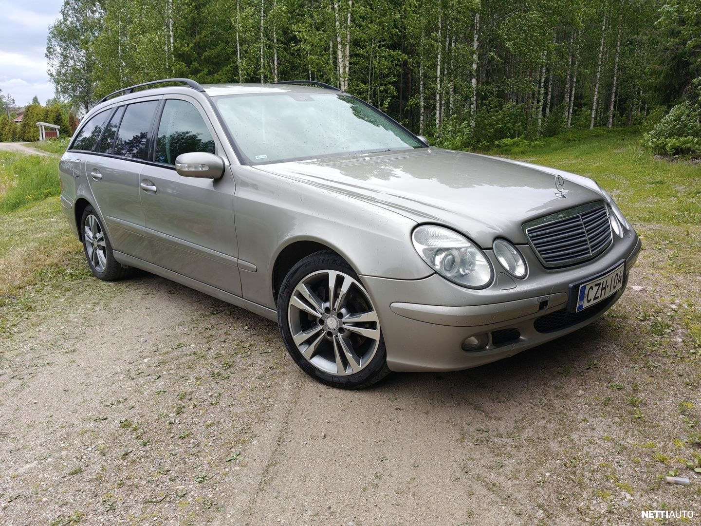 Mercedes-Benz E 220