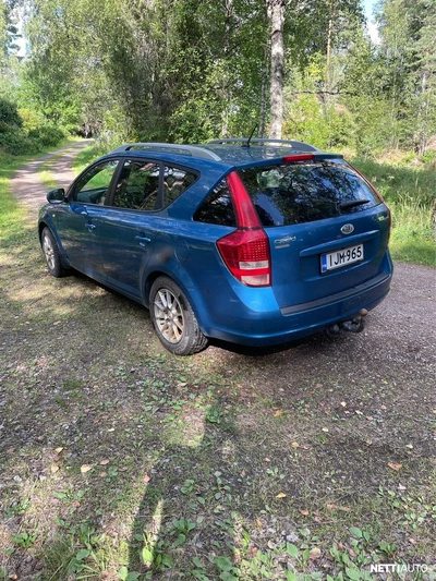 Kia Ceed 1,6 CRDi ISG EX SW EcoDynamics 2010, kuva 5/15