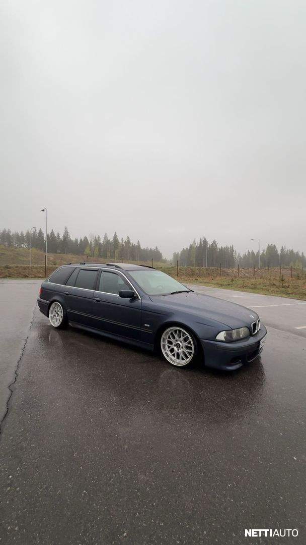BMW 530