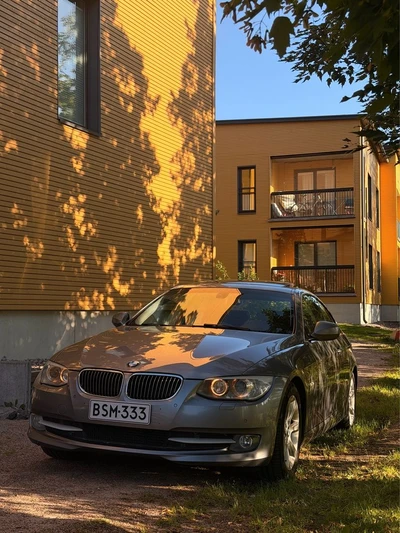 BMW 325 2010, kuva 4/24
