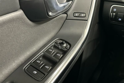 Volvo V60 2014, photo 7/35